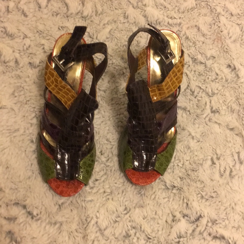 Dollhouse heels size 9